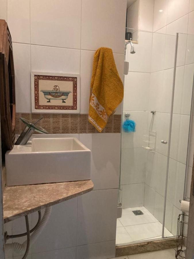 Em Copacabana Apartamento Mobiliado No Posto 6 Рио-де-Жанейро Экстерьер фото