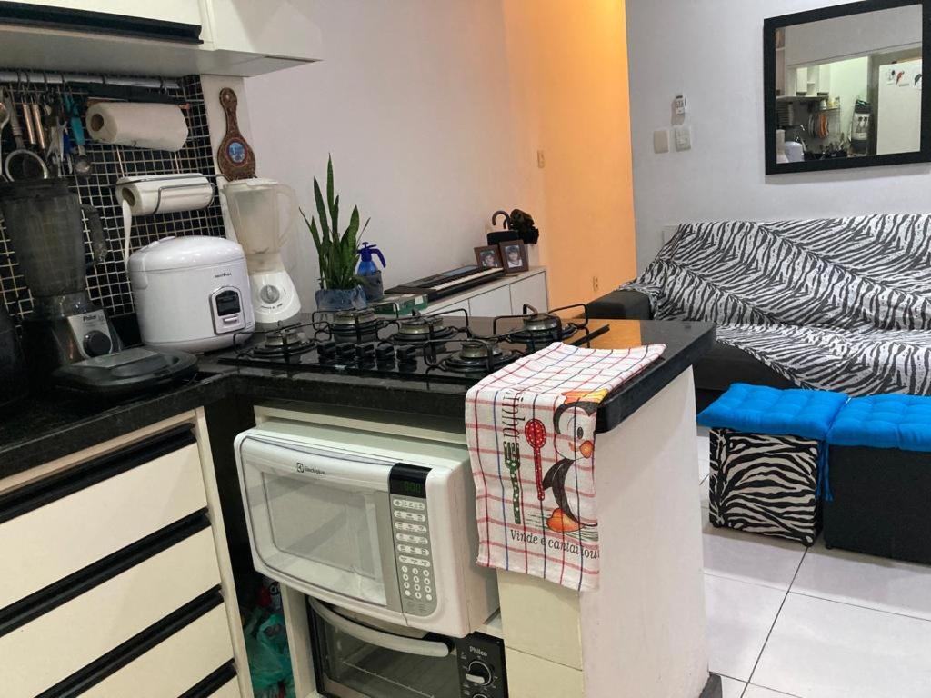 Em Copacabana Apartamento Mobiliado No Posto 6 Рио-де-Жанейро Экстерьер фото